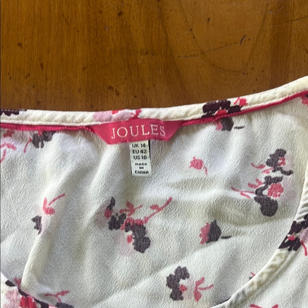 Joules Cream Floral Blouse - Picture 2 of 5